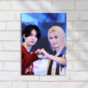 Quadro Decorativo Hyunjin Felix Formando Coracao